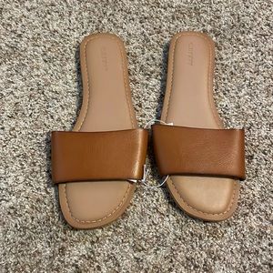 Old Navy Leather Sandals